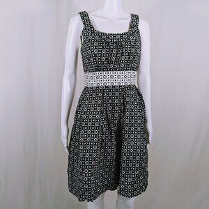 White House Black Market Black & White Sleeveless Cotton Dress Size 2